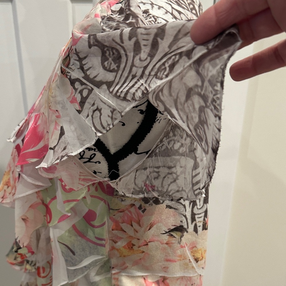 🩵$5 FLORAL Multicolor Ruffle SHORT SLEEVE BLOUSE. SIZE MEDIUM. - Picture 6 of 10